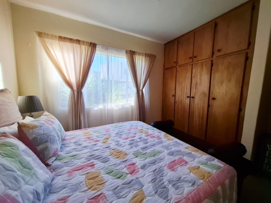 2 Bedroom Property for Sale in Langenhovenpark Free State